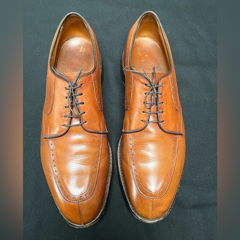 Allen Edmonds "Kingsley" Split-toe derby men's dress shoes, light brown